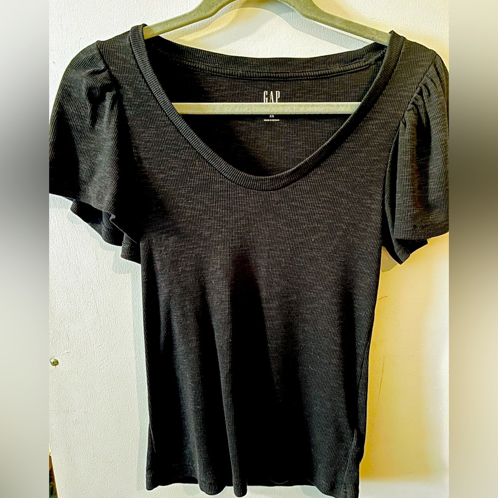 GAP Women's Short Sleeve Black Tee